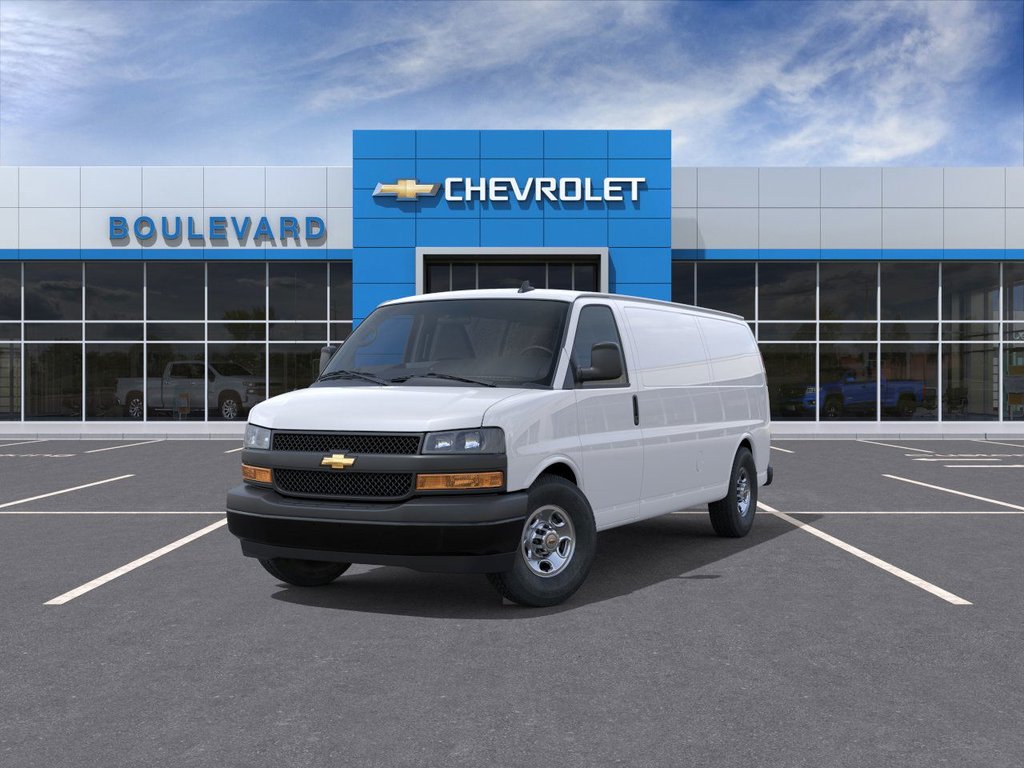 2025 Chevrolet Express Cargo 2500 in Rimouski, Quebec - 8 - w1024h768px