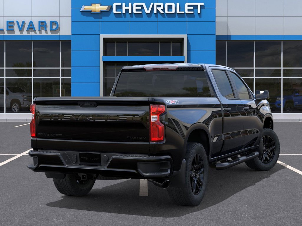 Chevrolet Silverado 1500  2026 à Rimouski, Québec - 4 - w1024h768px