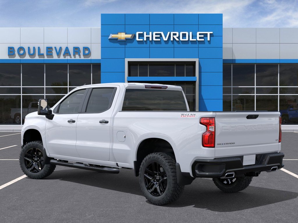 Chevrolet Silverado 1500  2026 à Rimouski, Québec - 3 - w1024h768px