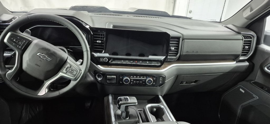 2026 Chevrolet Silverado 1500 in Rimouski, Quebec - 3 - w1024h768px