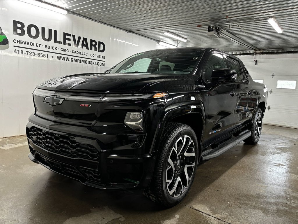 Chevrolet Silverado EV  2024 à Rimouski, Québec - 1 - w1024h768px