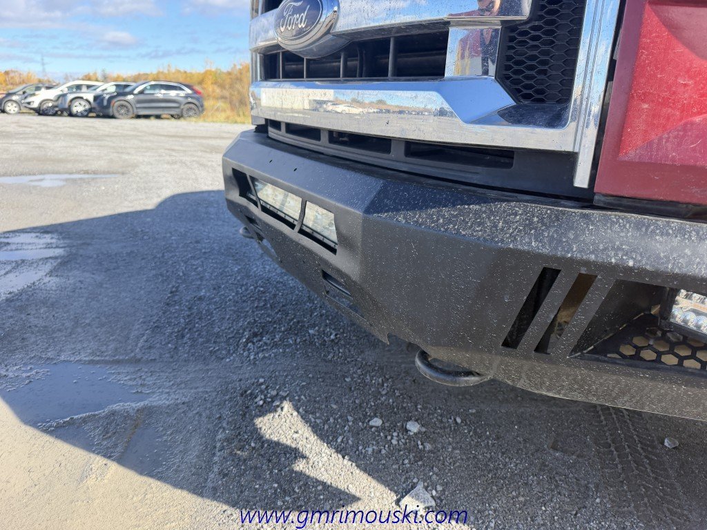2015 Ford F-150 CAB SUPER CREW 4RM 157 PO XLT in Rimouski, Quebec - 3 - w1024h768px