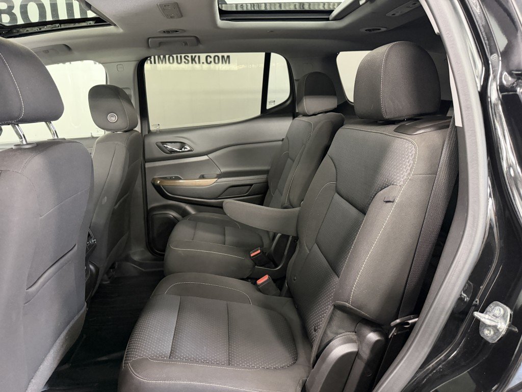 GMC Acadia ELEVATION 7 PASSAGERS 2023 à Rimouski, Québec - 6 - w1024h768px
