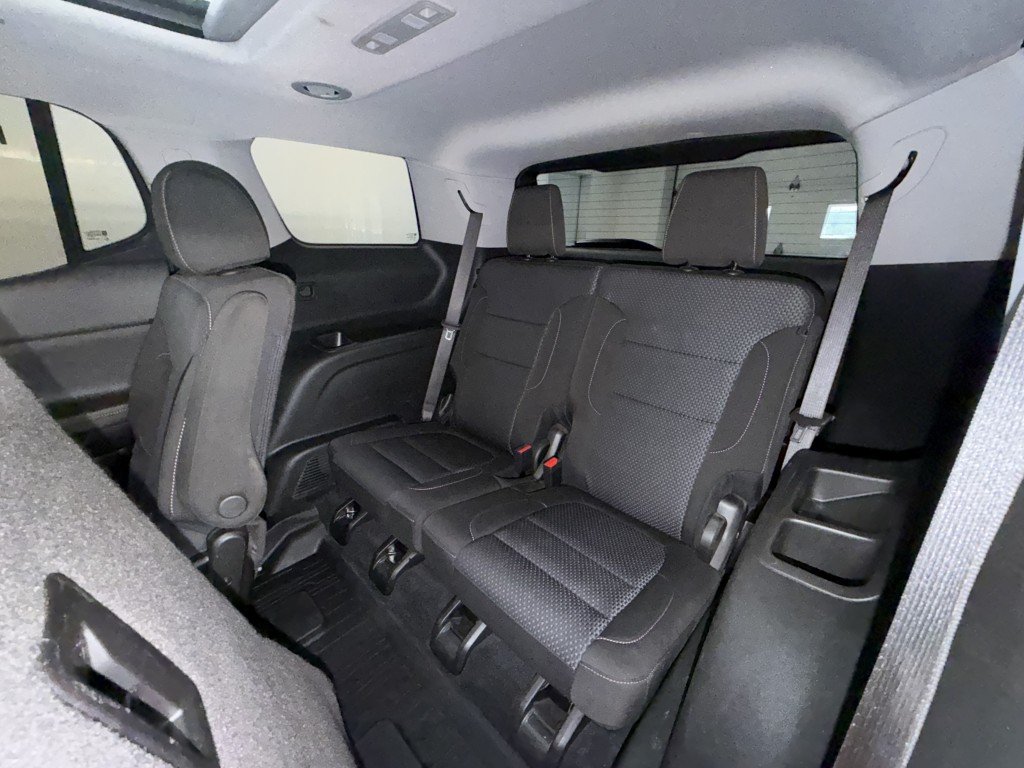 GMC Acadia ELEVATION 7 PASSAGERS 2023 à Rimouski, Québec - 7 - w1024h768px