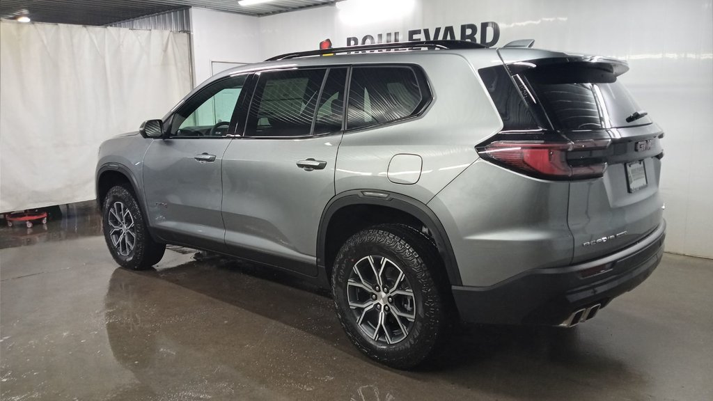 2025 GMC Acadia in Rimouski, Quebec - 2 - w1024h768px