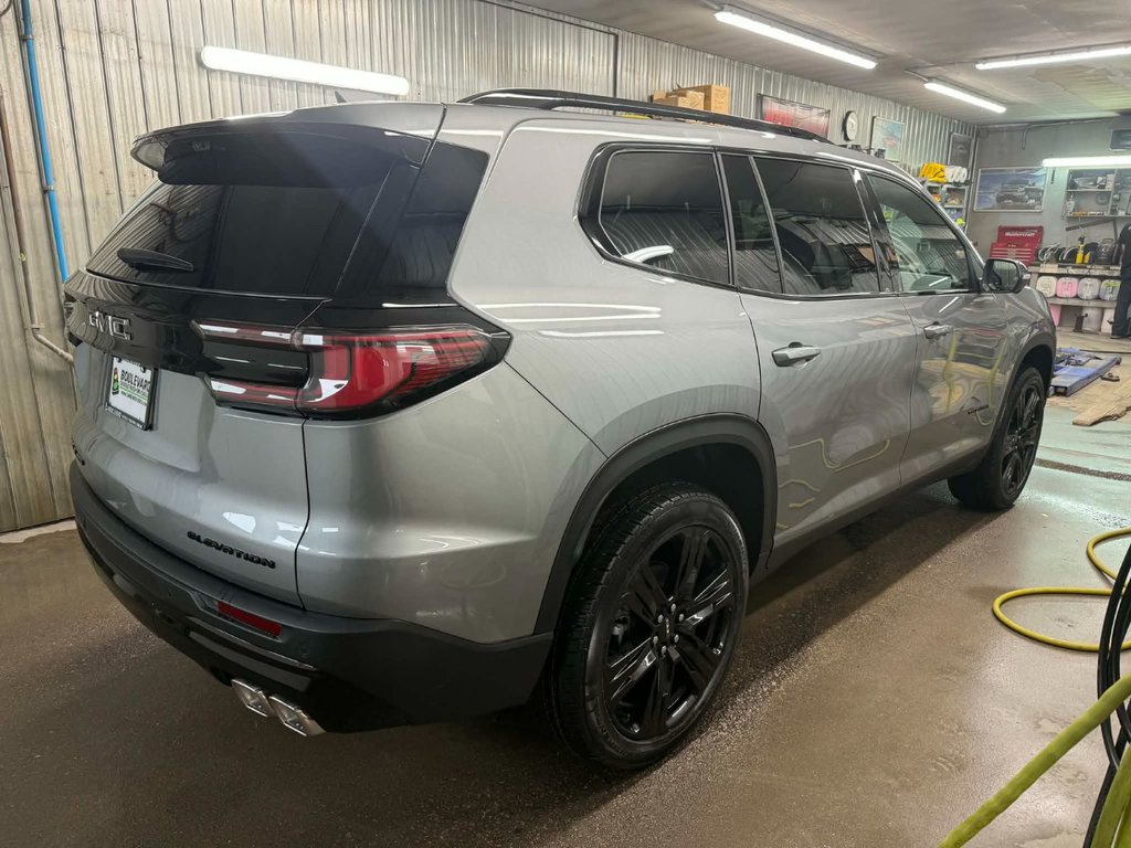 GMC Acadia  2026 à Rimouski, Québec - 5 - w1024h768px