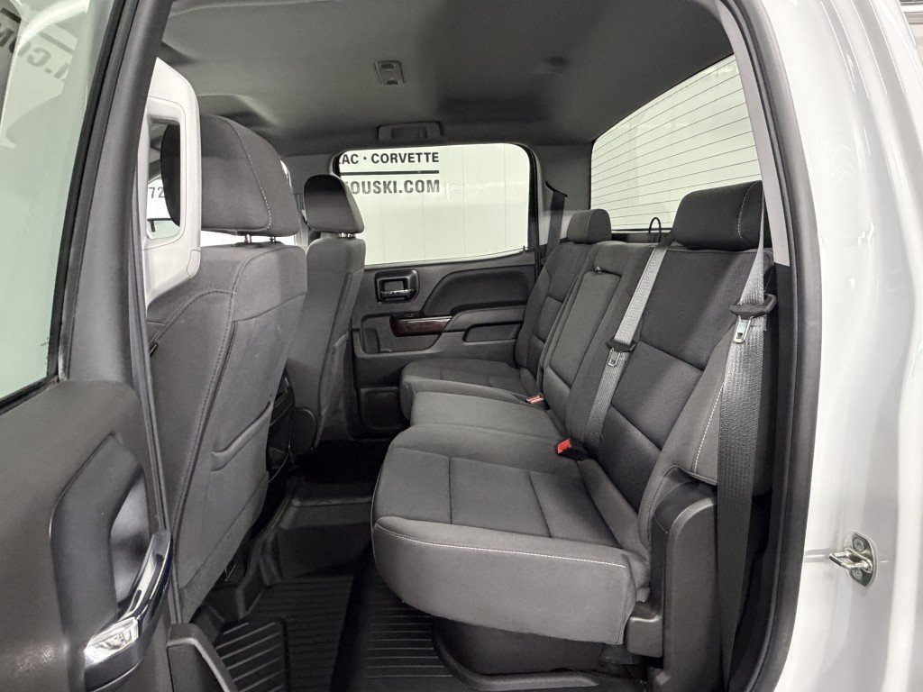 2018 GMC SIERRA 1500 CREW CAB SLE NHT 8 MAGS ÉTÉ/HIVER in Rimouski, Quebec - 5 - w1024h768px