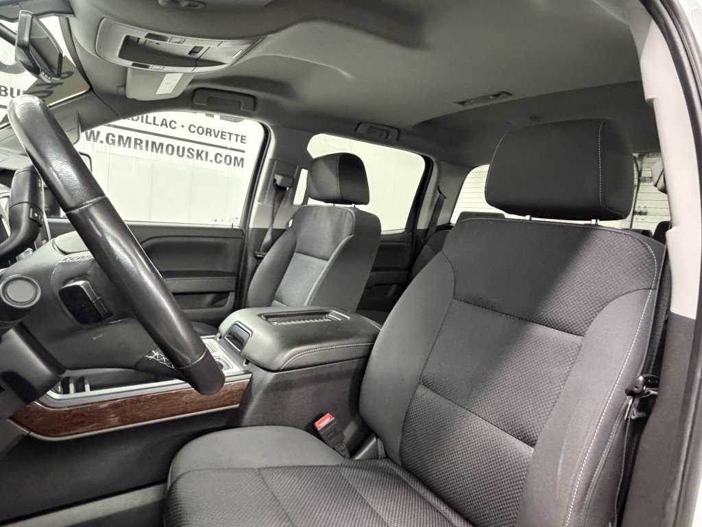 2018 GMC SIERRA 1500 CREW CAB SLE NHT 8 MAGS ÉTÉ/HIVER in Rimouski, Quebec - 4 - w1024h768px