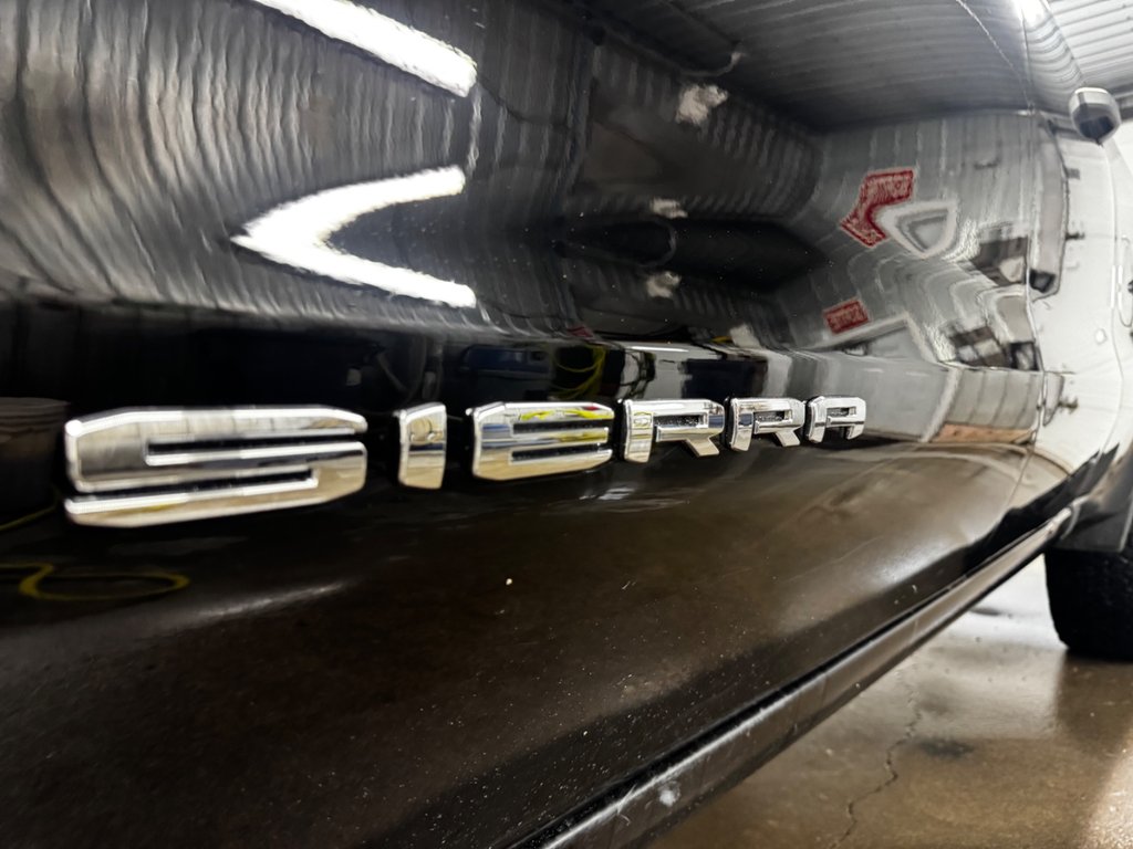 2023 GMC Sierra 1500 CABINE DOUBLE in Rimouski, Quebec - 5 - w1024h768px