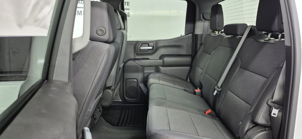 2026 GMC Sierra 1500 in Rimouski, Quebec - 3 - w1024h768px