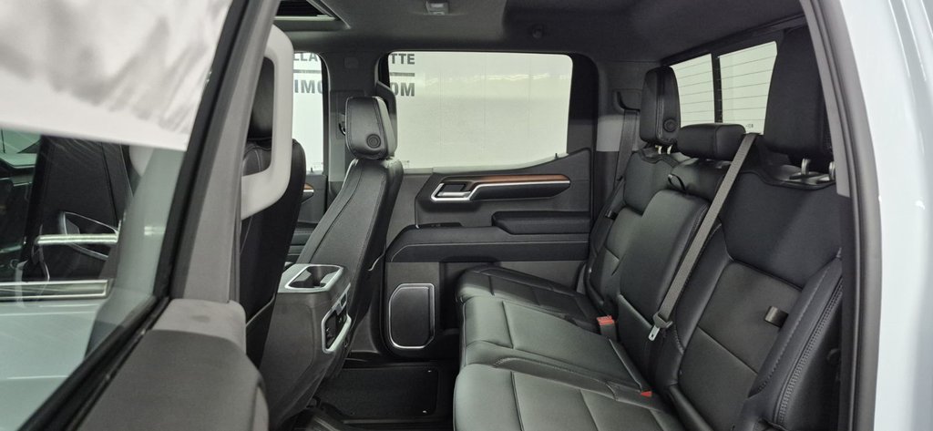 2026 GMC Sierra 1500 in Rimouski, Quebec - 3 - w1024h768px