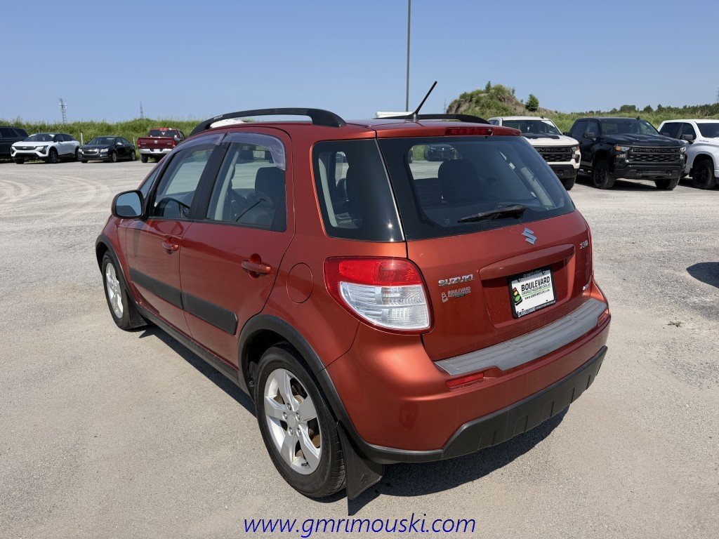 2011 Suzuki SX4 Hatchtback AWD AUTOMATIQUE in Rimouski, Quebec - 4 - w1024h768px