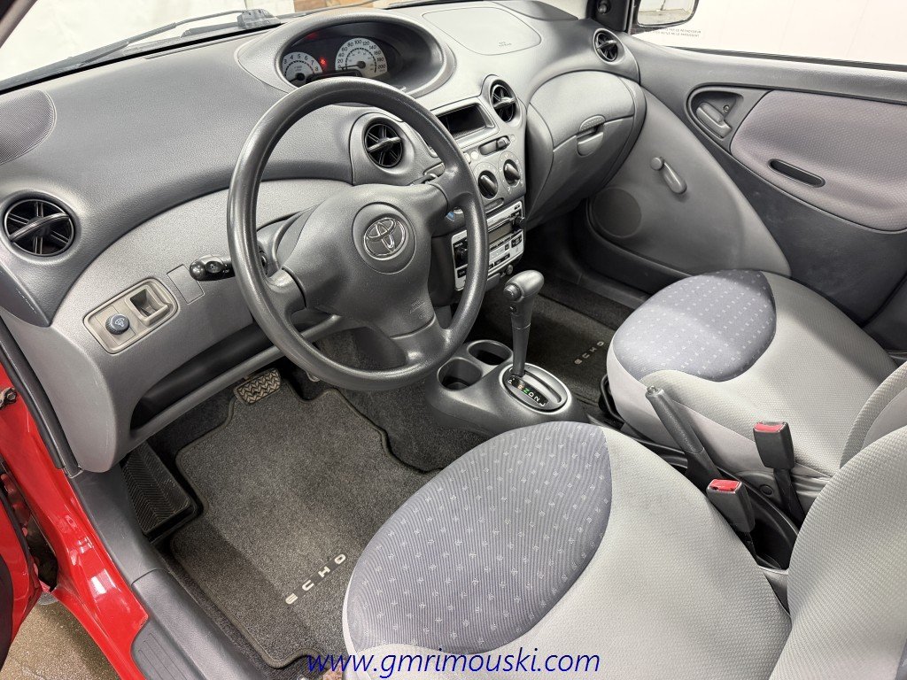 Toyota ECHO LE 2005 à Rimouski, Québec - 3 - w1024h768px