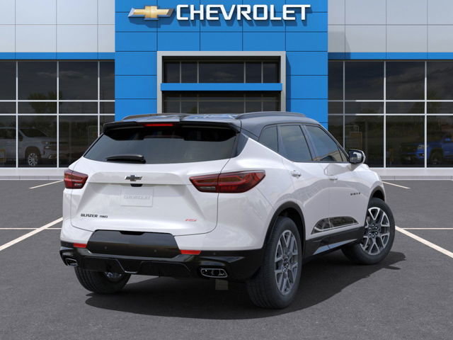 2025 Chevrolet Blazer in Pickering, Ontario - 4 - w1024h768px