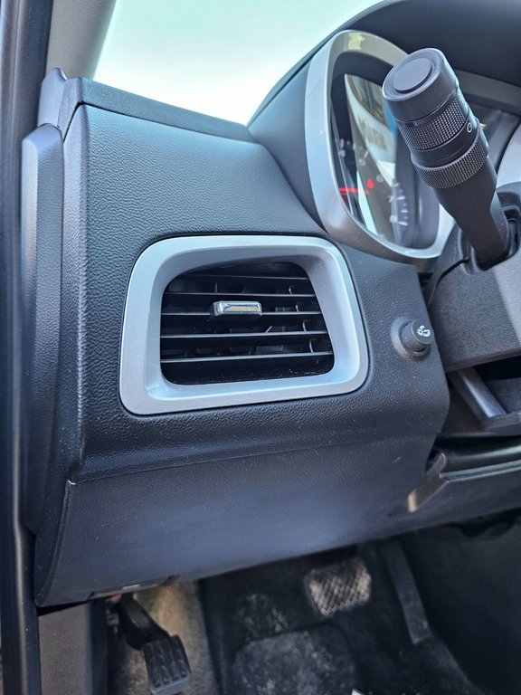 2015 Chevrolet Equinox in Bancroft, Ontario - 26 - w1024h768px