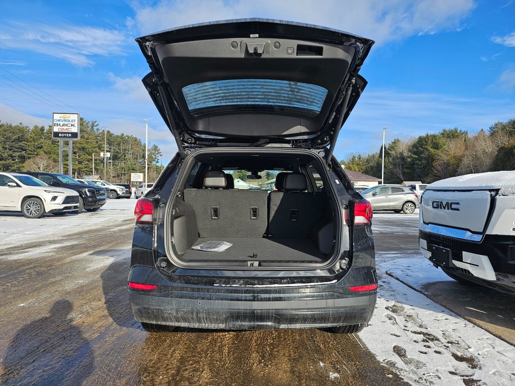 2024 Chevrolet Equinox in Pickering, Ontario - 6 - w1024h768px