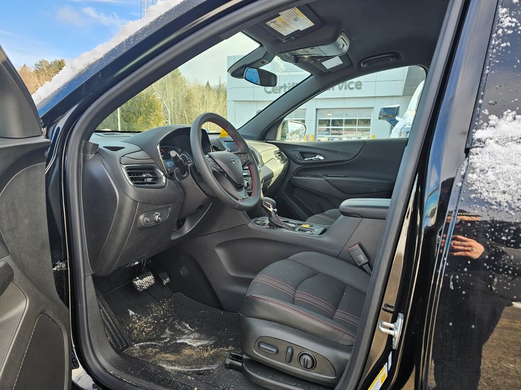 2024 Chevrolet Equinox in Pickering, Ontario - 13 - w1024h768px