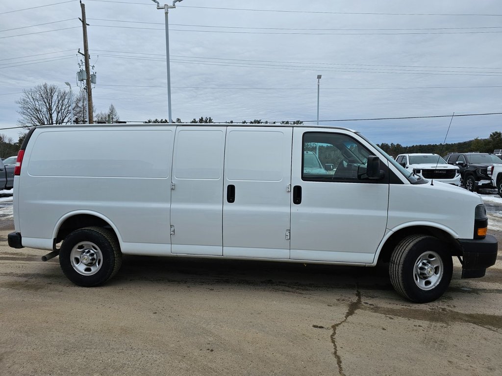 2021 Chevrolet Express Cargo Van in Bancroft, Ontario - 6 - w1024h768px