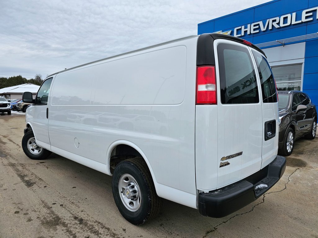 2021 Chevrolet Express Cargo Van in Bancroft, Ontario - 12 - w1024h768px