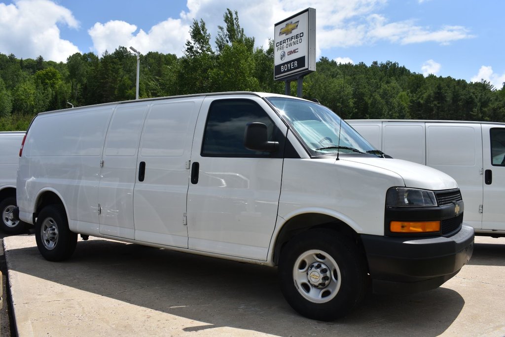2021 Chevrolet Express Cargo Van in Bancroft, Ontario - 3 - w1024h768px
