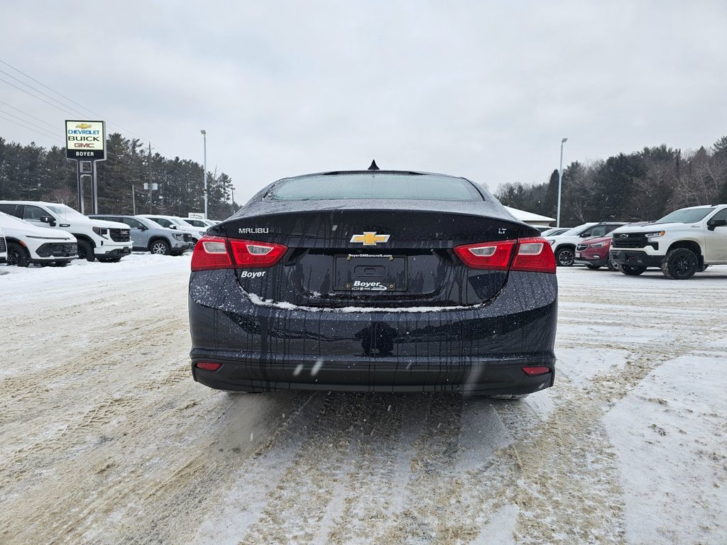 2017 Chevrolet Malibu in Bancroft, Ontario - 5 - w1024h768px