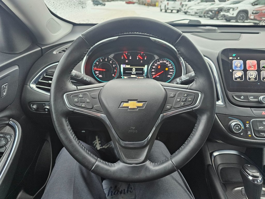 2017 Chevrolet Malibu in Bancroft, Ontario - 13 - w1024h768px