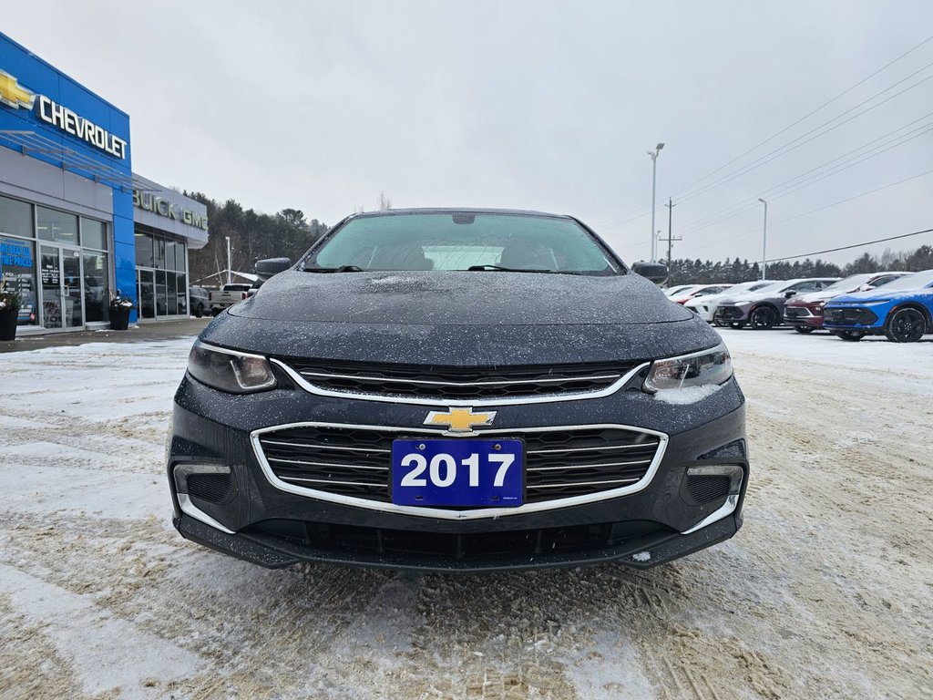 2017 Chevrolet Malibu in Bancroft, Ontario - 2 - w1024h768px