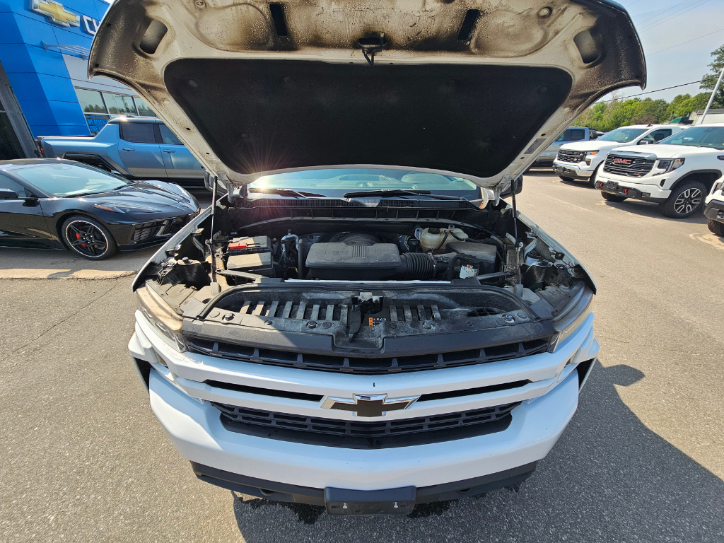 2022 Chevrolet Silverado 1500 LTD in Pickering, Ontario - 11 - w1024h768px