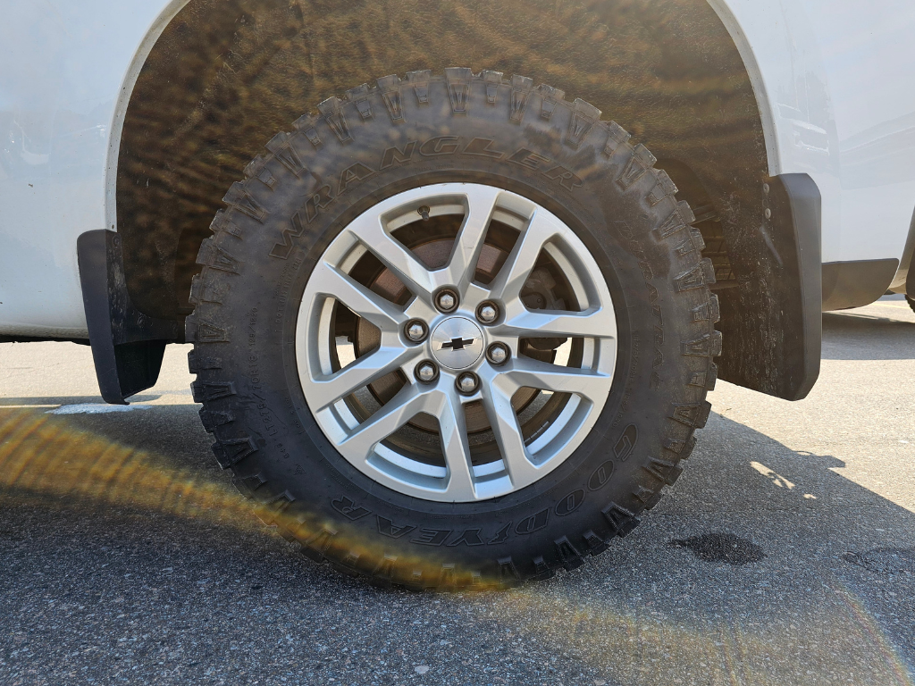 2022 Chevrolet Silverado 1500 LTD in Pickering, Ontario - 8 - w1024h768px