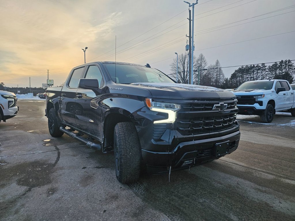 2025 Chevrolet Silverado 1500 in Pickering, Ontario - 3 - w1024h768px