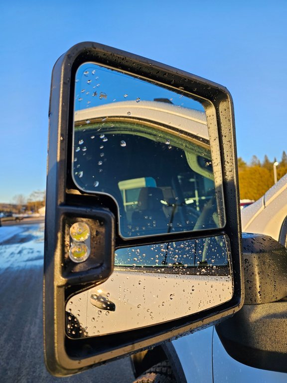 2024 Chevrolet SILVERADO 2500 HD in Pickering, Ontario - 17 - w1024h768px