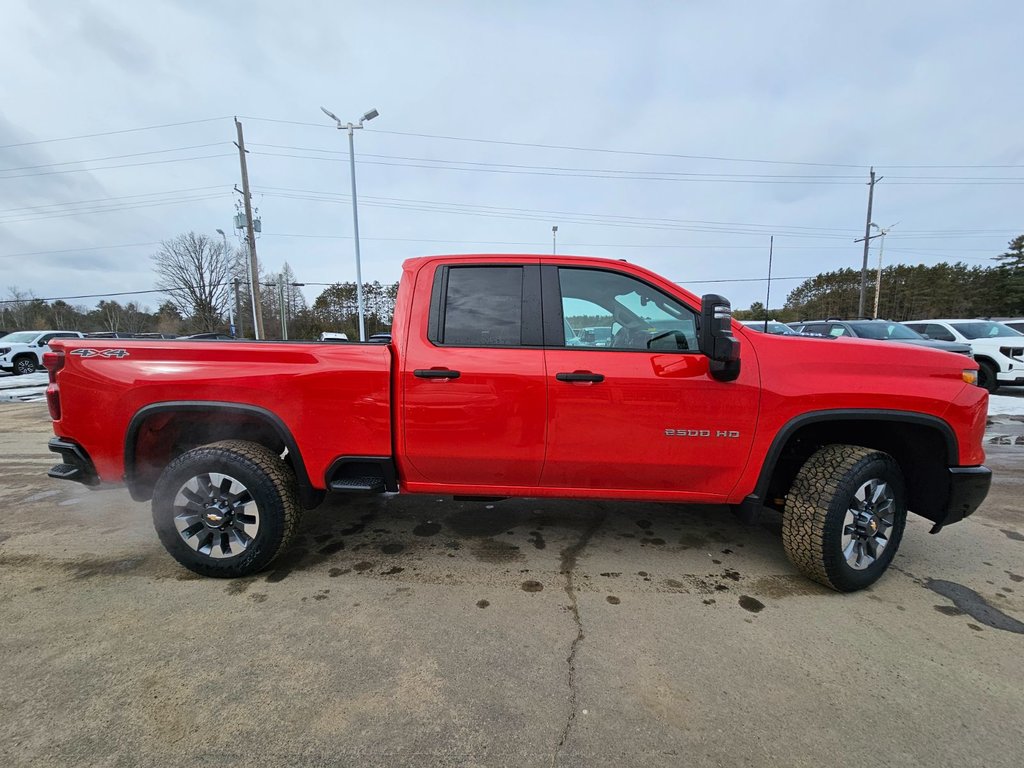 2024 Chevrolet SILVERADO 2500 HD in Pickering, Ontario - 5 - w1024h768px