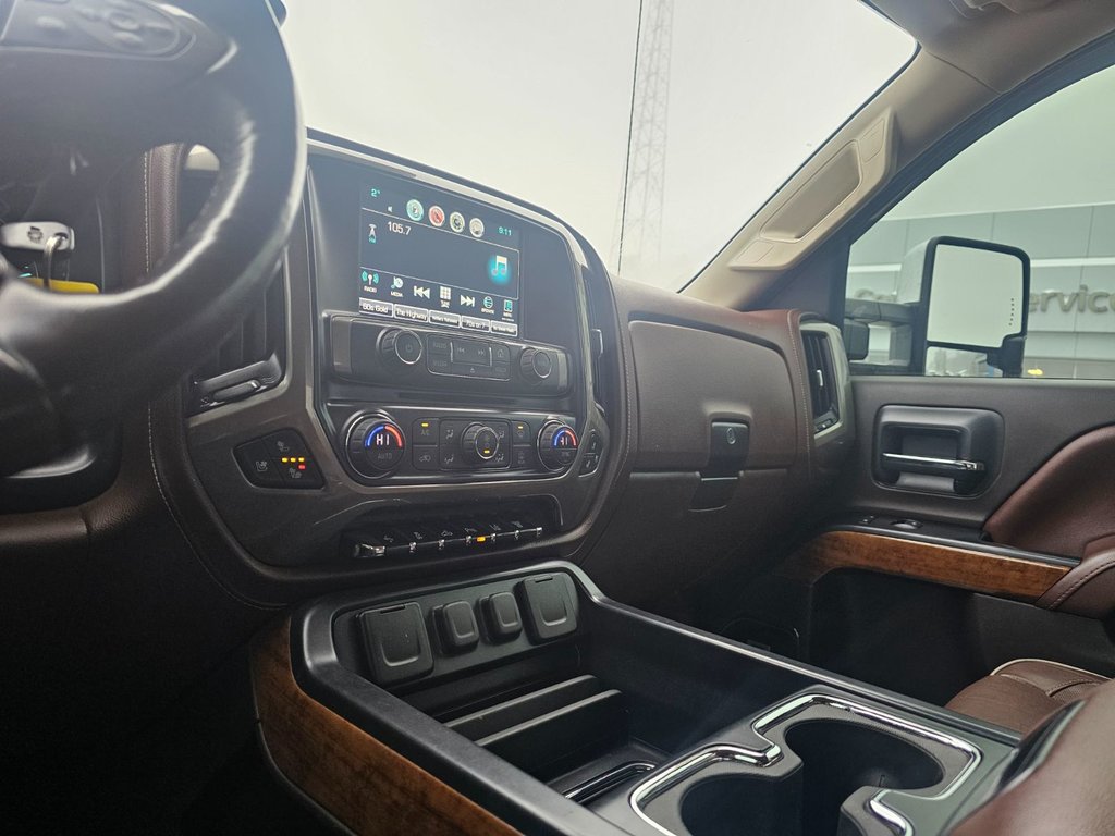 2016 Chevrolet Silverado 3500HD in Bancroft, Ontario - 19 - w1024h768px