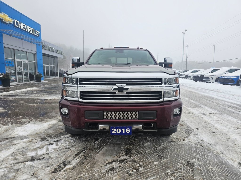 2016 Chevrolet Silverado 3500HD in Bancroft, Ontario - 2 - w1024h768px