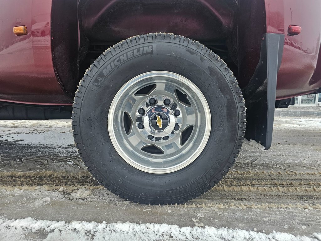 2016 Chevrolet Silverado 3500HD in Bancroft, Ontario - 7 - w1024h768px