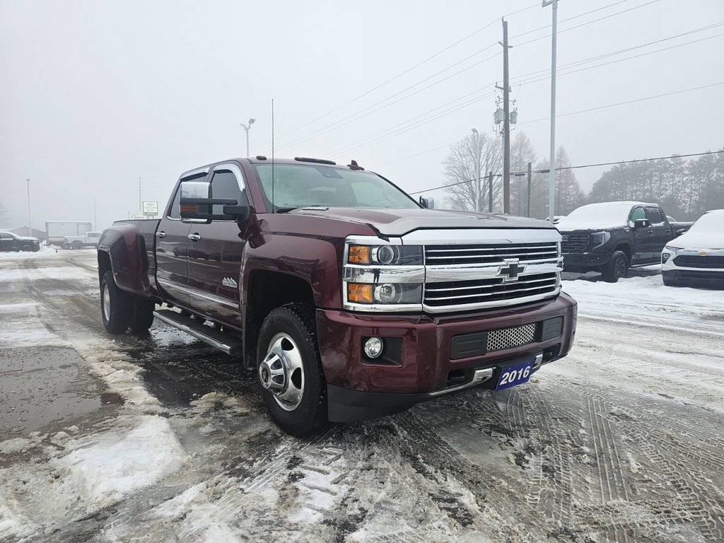 2016 Chevrolet Silverado 3500HD in Bancroft, Ontario - 3 - w1024h768px