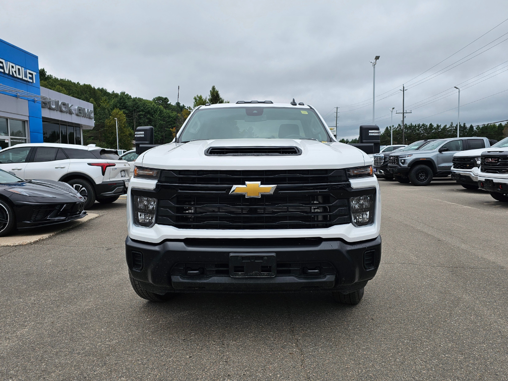 2024 Chevrolet Silverado 3500HD in Pickering, Ontario - 2 - w1024h768px