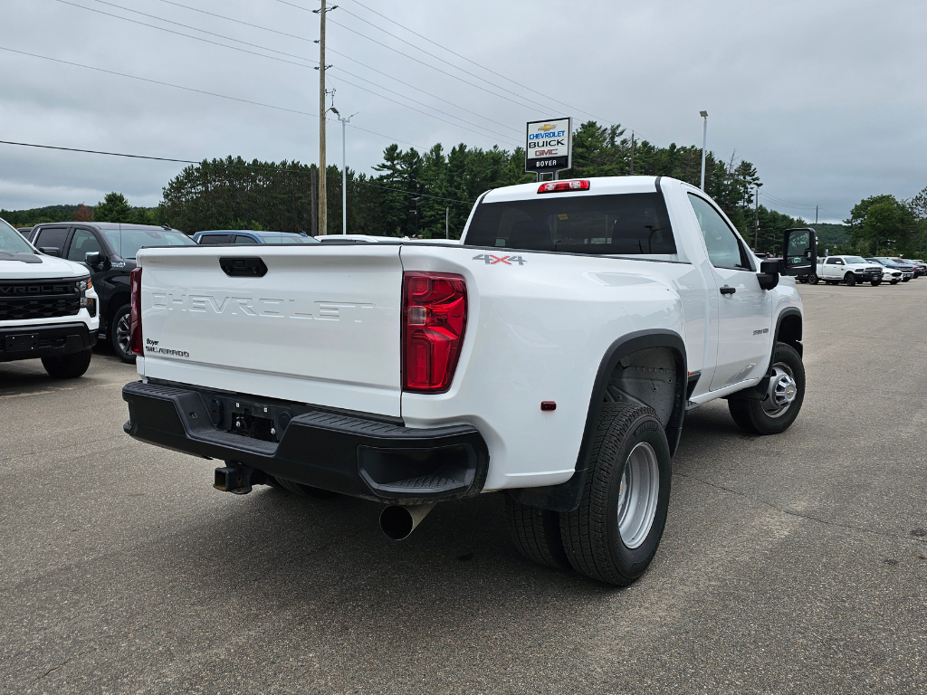 2024 Chevrolet Silverado 3500HD in Pickering, Ontario - 4 - w1024h768px