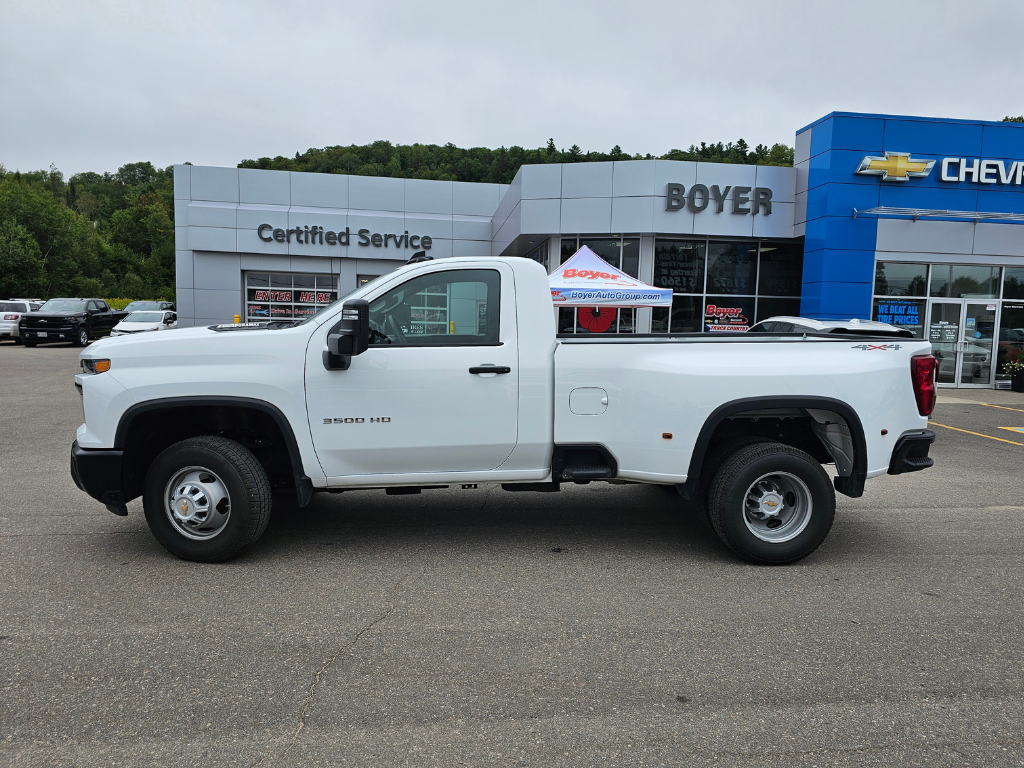 2024 Chevrolet Silverado 3500HD in Pickering, Ontario - 7 - w1024h768px