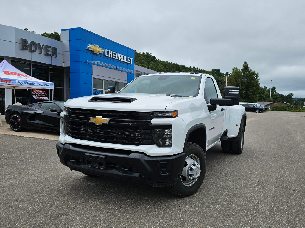 2024 Chevrolet Silverado 3500HD in Pickering, Ontario - 1 - w1024h768px