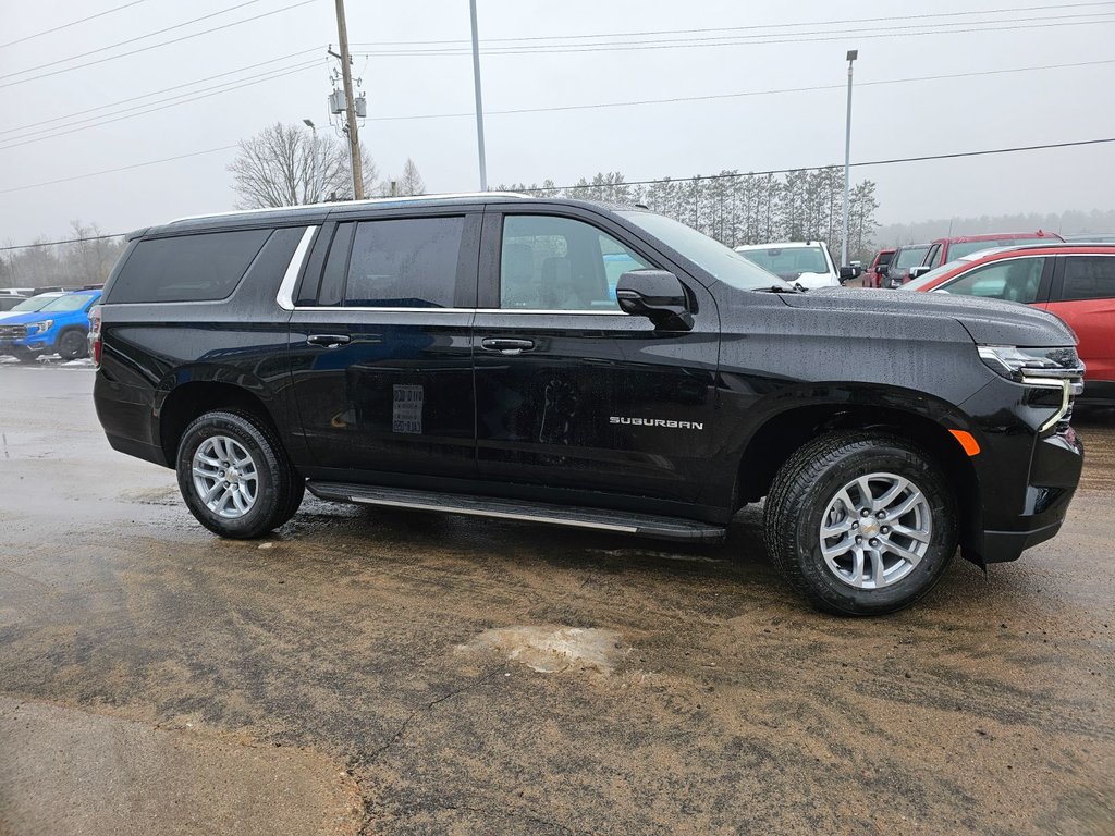 2024 Chevrolet Suburban in Pickering, Ontario - 6 - w1024h768px