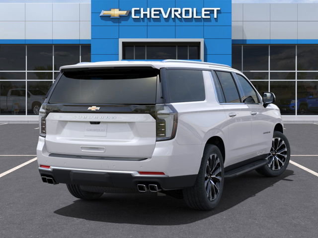 2025 Chevrolet Suburban in Pickering, Ontario - 4 - w1024h768px