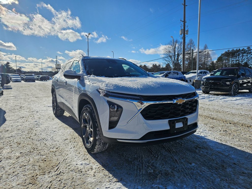 2025 Chevrolet Trax in Pickering, Ontario - 3 - w1024h768px