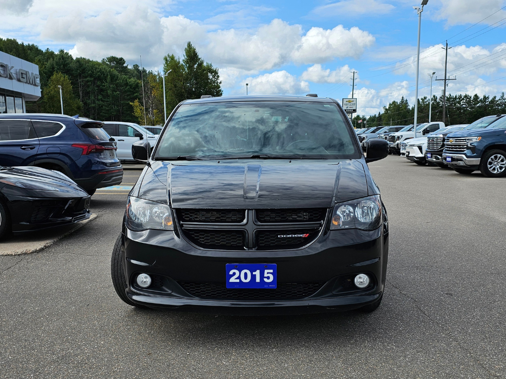 2015 Dodge Grand Caravan in Pickering, Ontario - 2 - w1024h768px