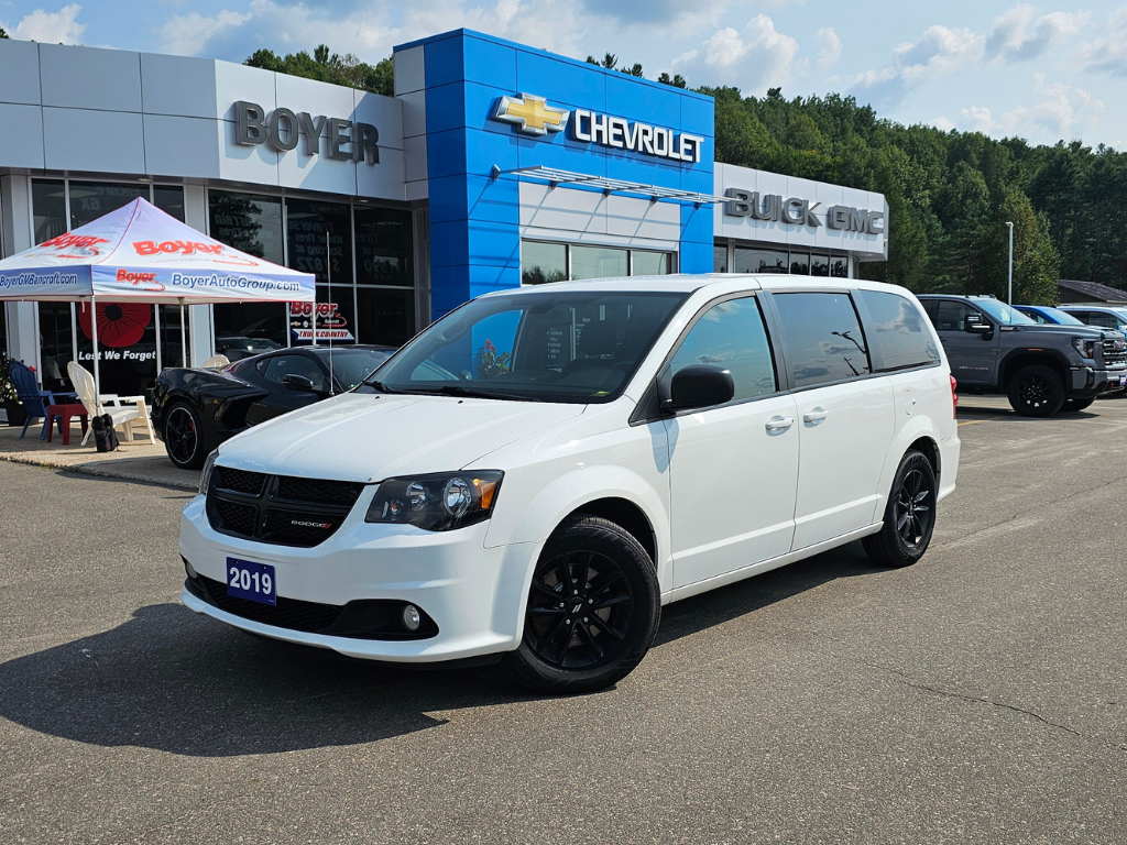 2019 Dodge Grand Caravan in Pickering, Ontario - 1 - w1024h768px