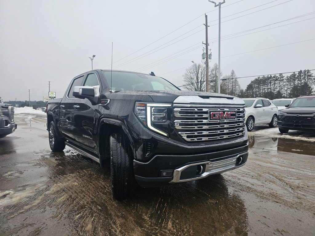 2025 GMC Sierra 1500 in Pickering, Ontario - 3 - w1024h768px