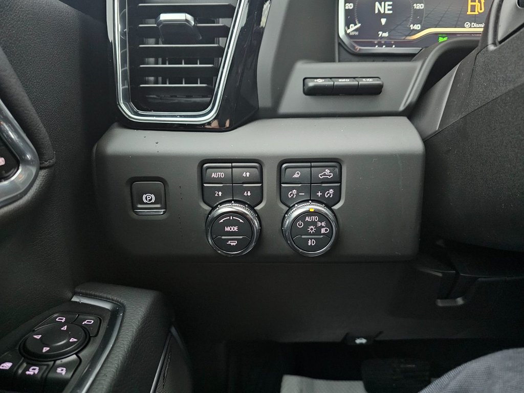 2025 GMC Sierra 2500 HD in Pickering, Ontario - 15 - w1024h768px