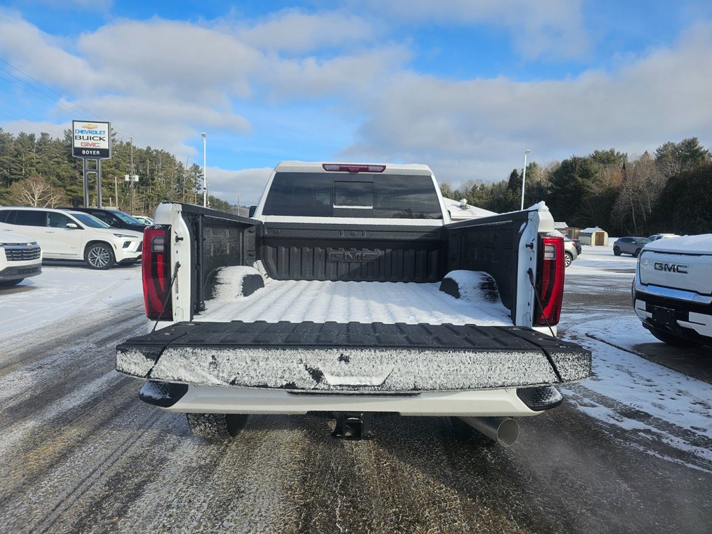 2025 GMC Sierra 3500 HD in Pickering, Ontario - 6 - w1024h768px