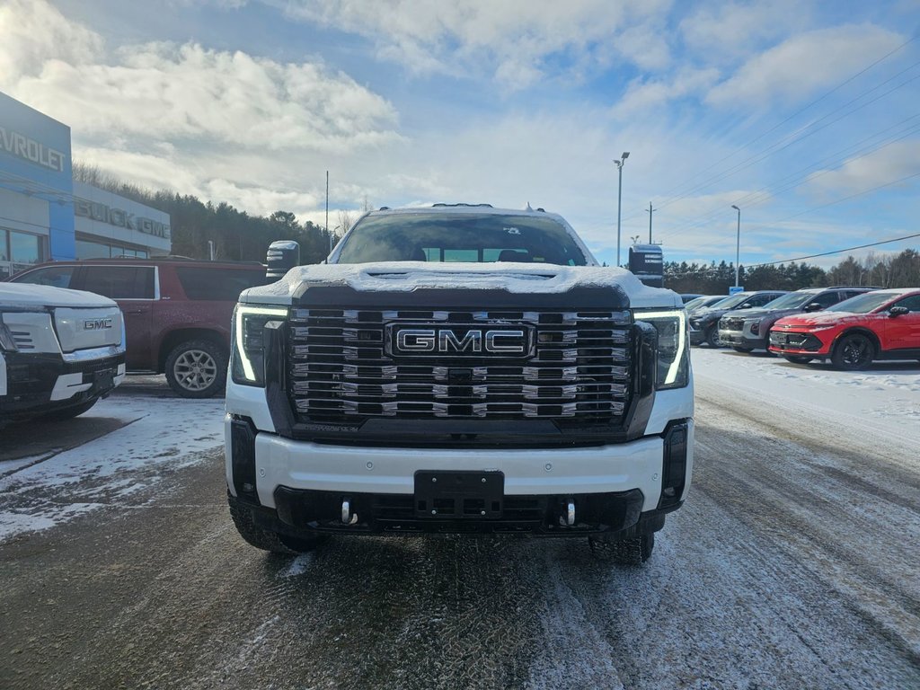 2025 GMC Sierra 3500 HD in Pickering, Ontario - 2 - w1024h768px