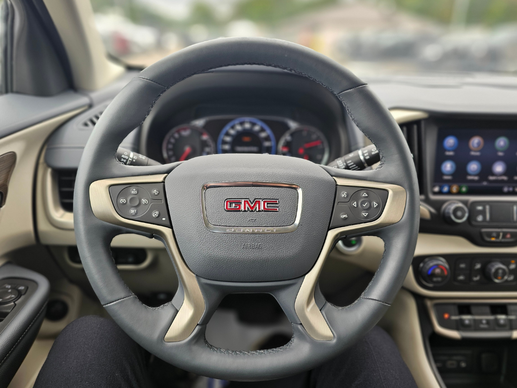 2024 GMC Terrain in Pickering, Ontario - 14 - w1024h768px